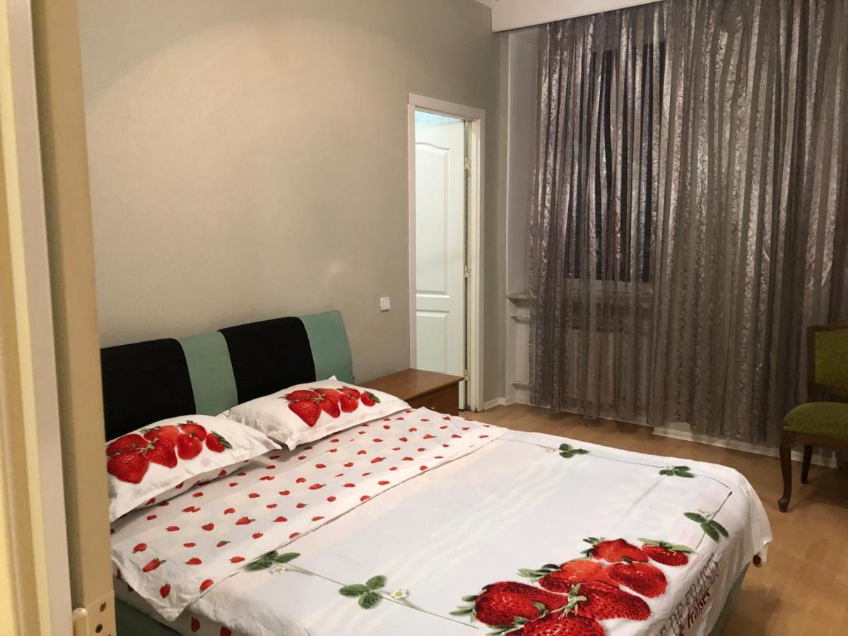 Lux In The Center With Jacuzzi Most City Area Dnipro Dış mekan fotoğraf